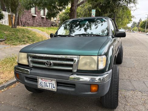 Used 1999 Toyota Tacoma 4x4 Xtracab V6 image 5