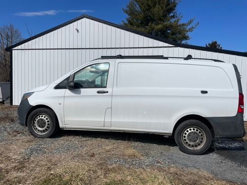 Used 2016 Mercedes-Benz Metris image 5