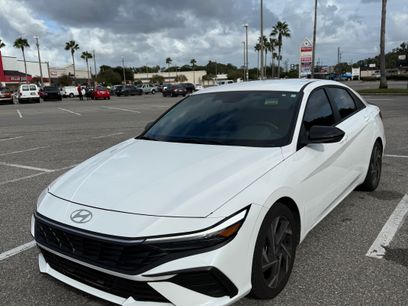 Used 2025 Hyundai Elantra Sport w/ Cargo Package