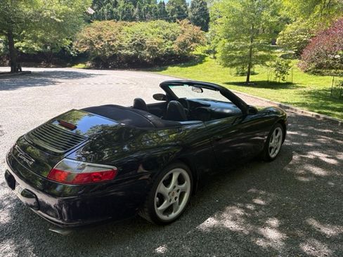 Used 2002 Porsche 911 Carrera 4 AWD/4WD image 9