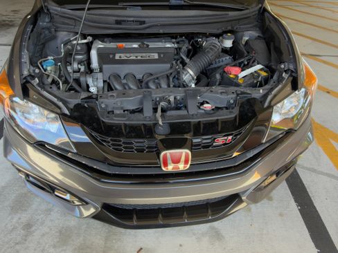 Used 2015 Honda Civic Si image 2