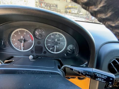 Used 1995 MAZDA MX-5 Miata M-Edition Convertible 2D image 14