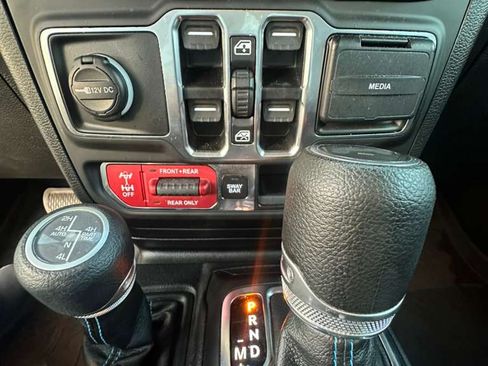 Used 2023 Jeep Wrangler Unlimited Rubicon 4xe w/ Steel Bumper Group image 8