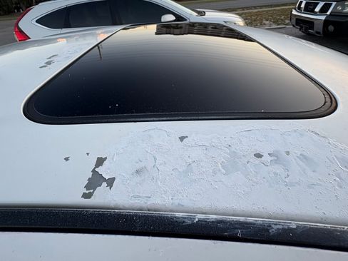 Used 2010 INFINITI G37 Journey w/ Premium Pkg image 5