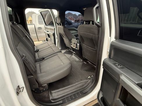Used 2016 Ford F150 XLT w/ Equipment Group 302A Luxury RWD image 4