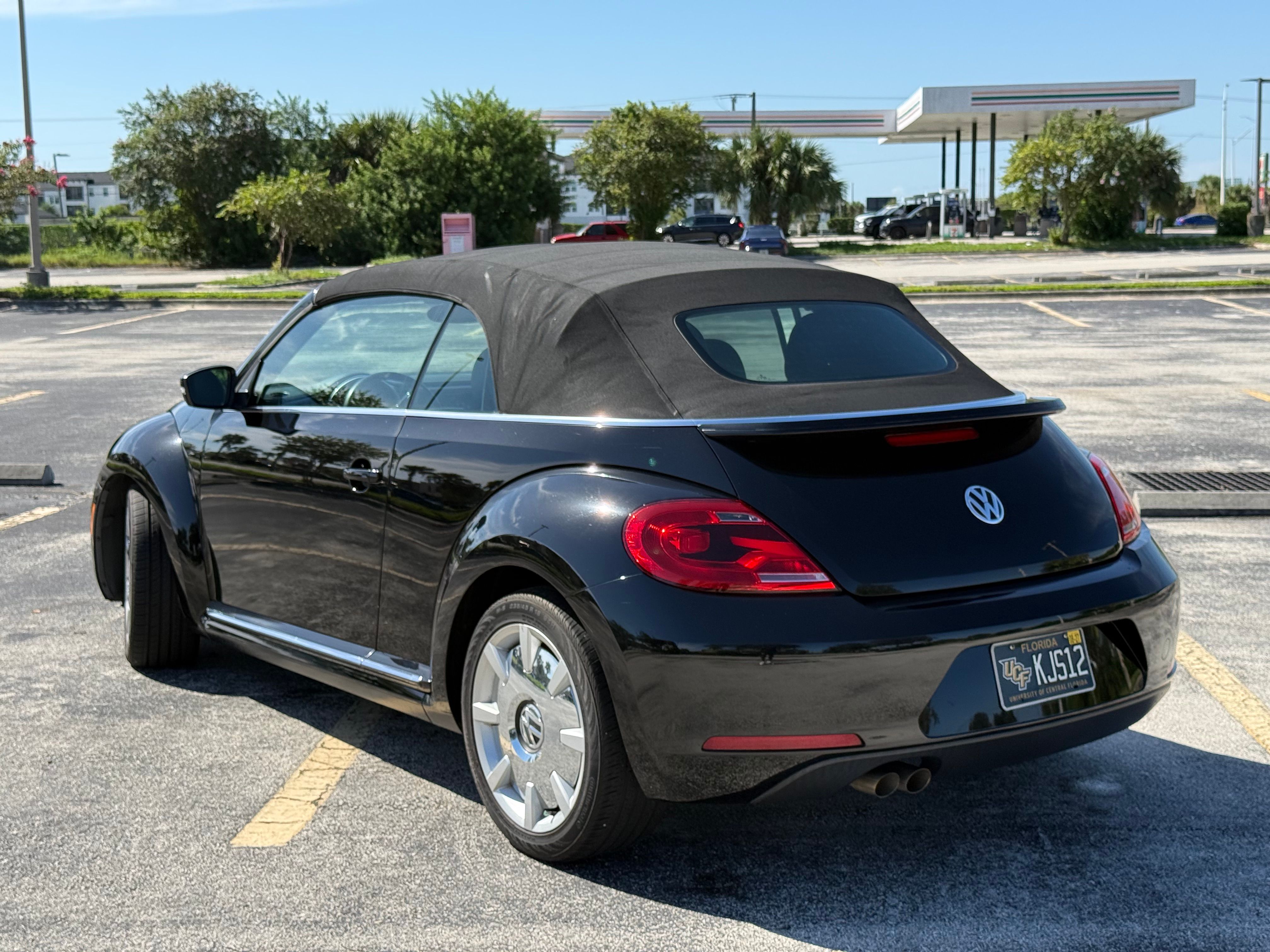 Used 2014 Volkswagen Beetle 2.5 FWD image 20