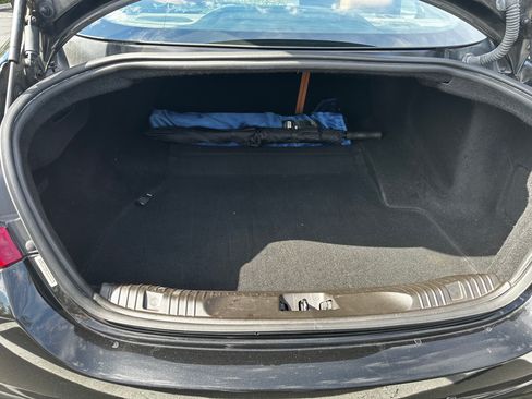Used 2010 Jaguar XF R RWD image 11