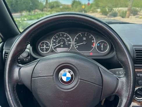 Used 2001 BMW Z3 2.5i RWD image 13