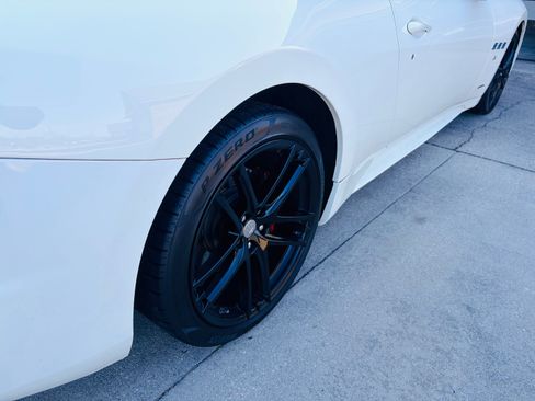 Used 2018 Maserati GranTurismo Sport image 12