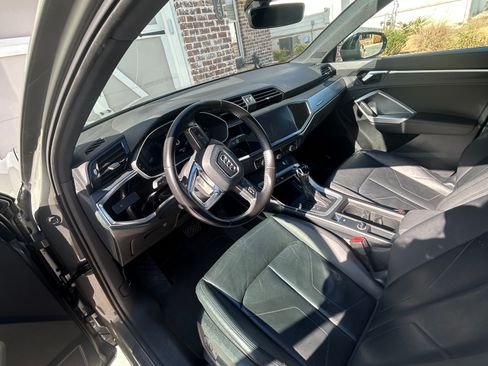 Used 2020 Audi Q3 2.0T Premium image 14