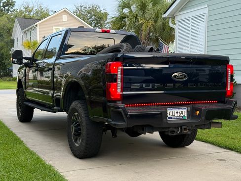 Used 2023 Ford F350 XLT w/ Black Appearance Package image 10