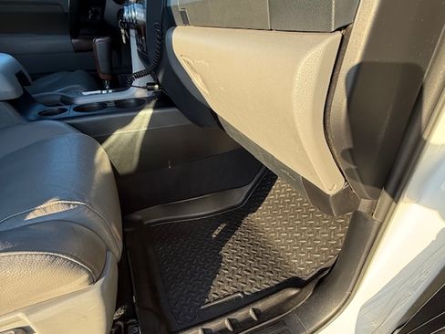 Used 2013 Toyota Tundra Platinum image 16