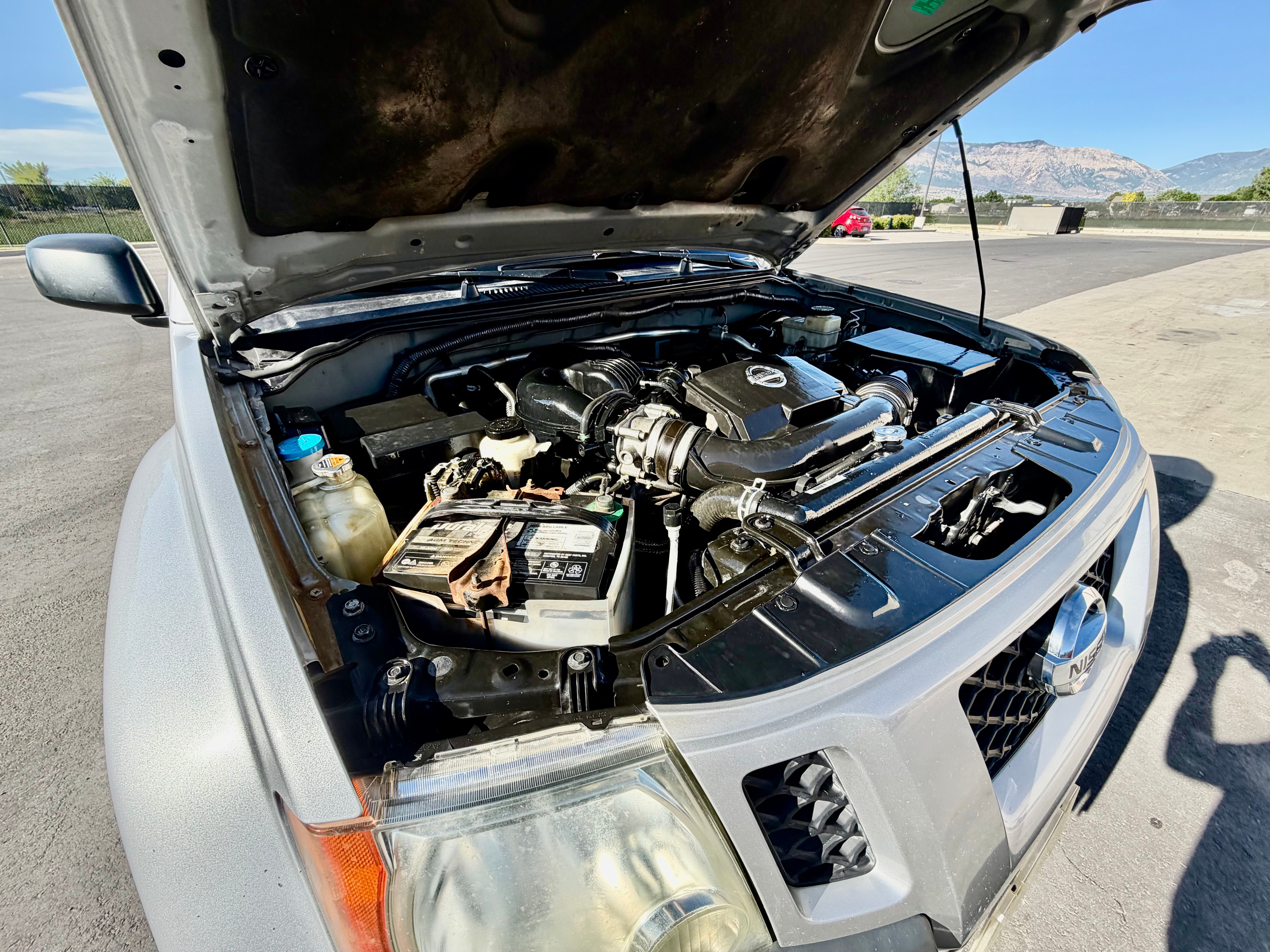Used 2015 Nissan Xterra PRO-4X AWD/4WD image 11
