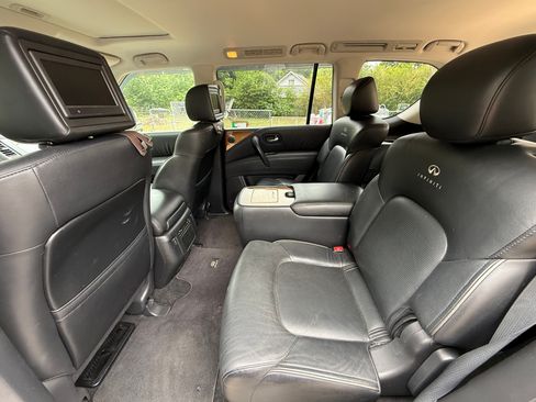 Used 2012 INFINITI QX56 2WD w/ Theater Pkg image 10