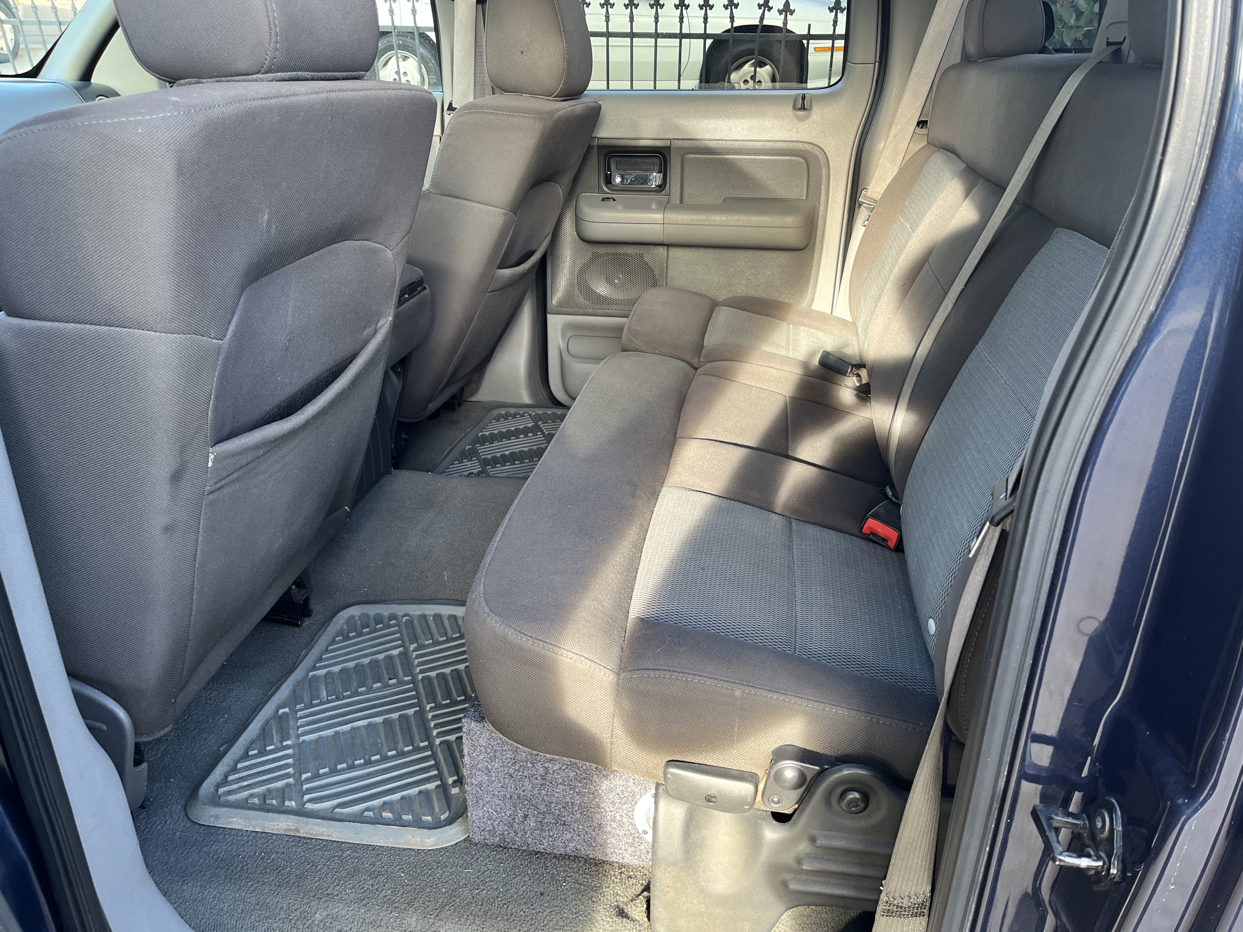 Used 2005 Ford F150 XLT RWD image 6