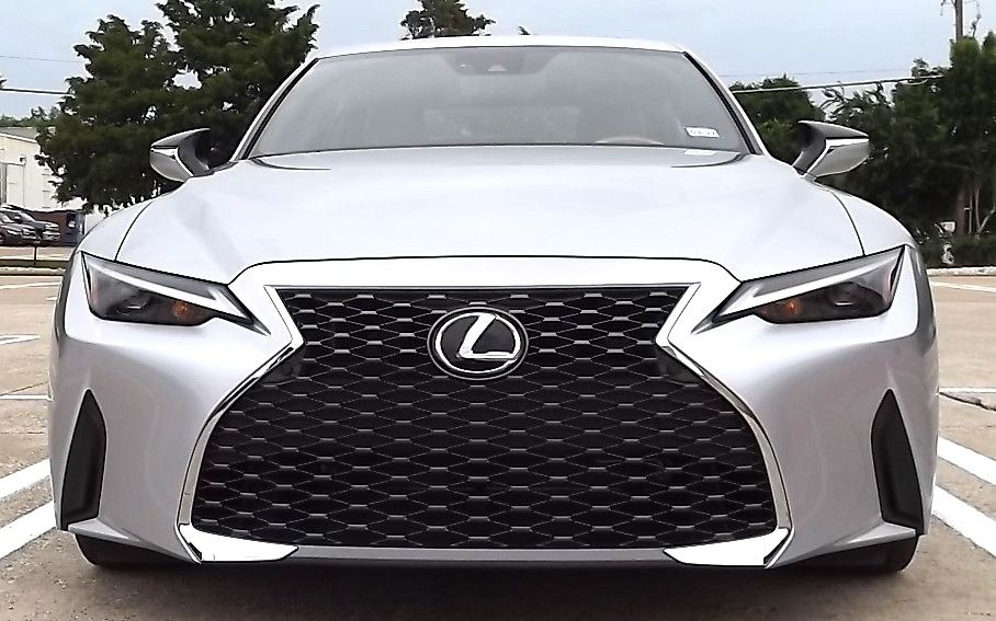 Used 2024 Lexus IS 300 w/ Premium Package RWD image 13