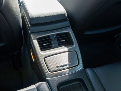 Used 2013 BMW 335i Coupe image 20