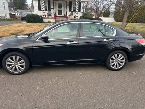 Used 2012 Honda Accord EX-L image 5