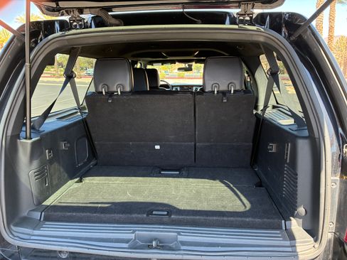 Used 2016 Ford Expedition EL Limited w/ Equipment Group 301A RWD image 12