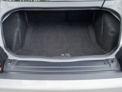 Used 2015 Dodge Challenger SRT Hellcat image 29