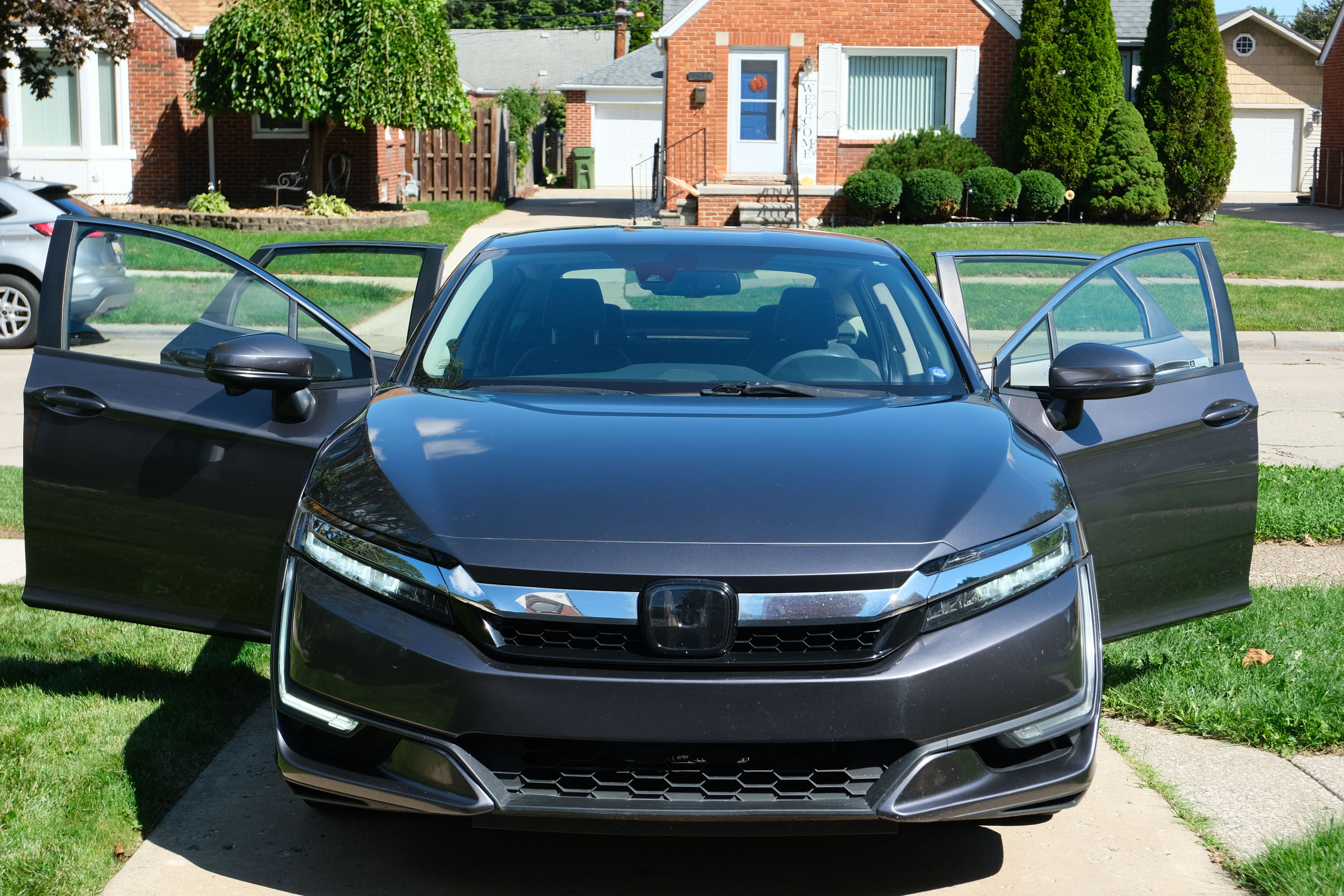 Used 2018 Honda Clarity Plug-In Hybrid image 14