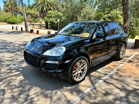 Used 2009 Porsche Cayenne GTS AWD/4WD image 1