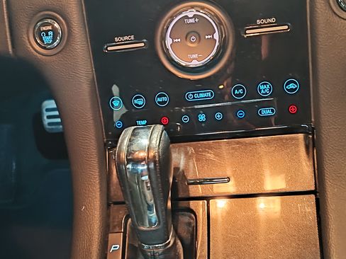 Used 2016 Ford Taurus SHO w/ Equipment Group 401A image 5