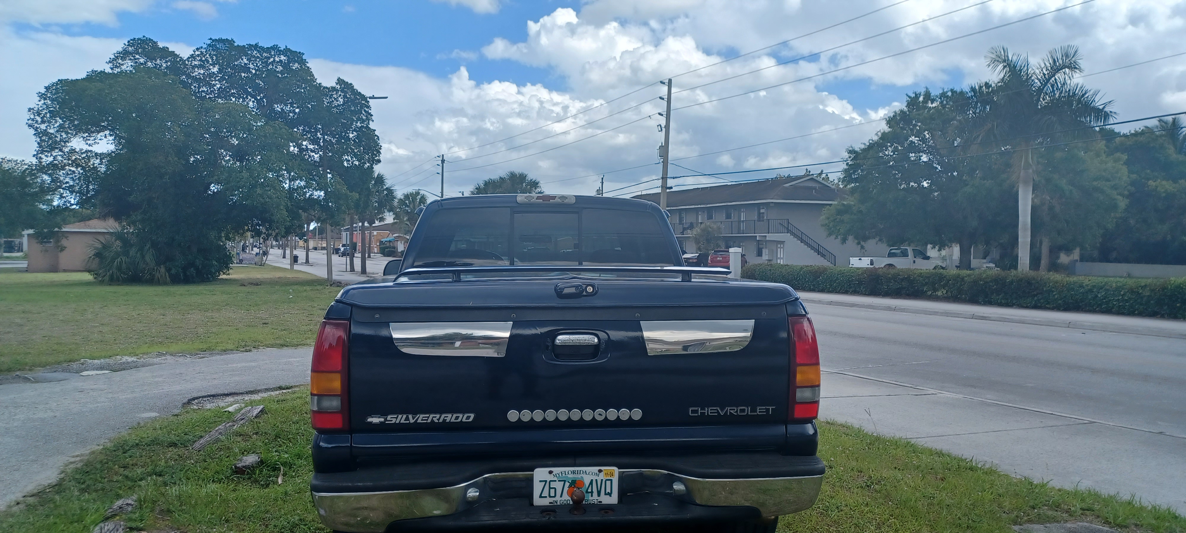 Used 2000 Chevrolet Silverado 1500 LS RWD image 5