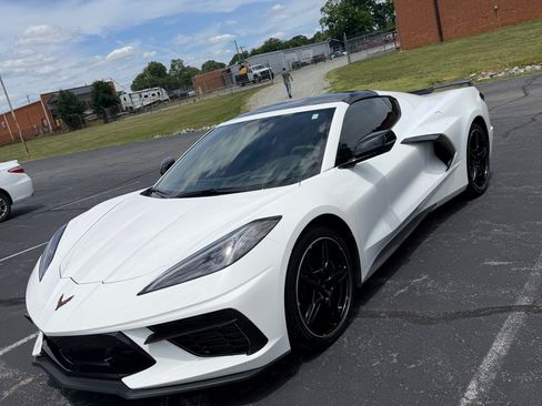 Used 2023 Chevrolet Corvette Stingray Premium Cpe w/ Z51 Performance Package RWD image 4