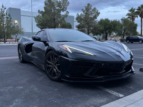 Used 2024 Chevrolet Corvette Stingray Premium Conv w/ Z51 Performance Package image 4