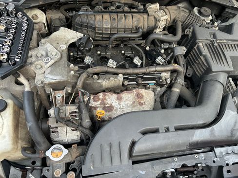 Used 2012 Nissan Altima 2.5 SL w/ 2.5SL Pkg FWD image 9