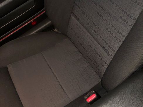 Used 2007 Ford Mustang Deluxe Convertible image 15