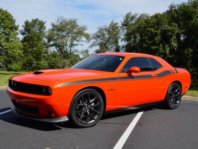 Used 2022 Dodge Challenger R/T w/ Plus Package