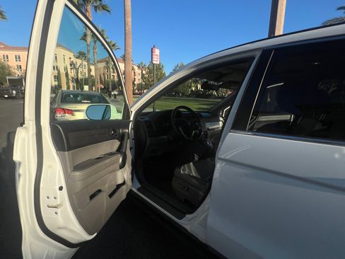 Used 2010 Honda CR-V EX-L image 14