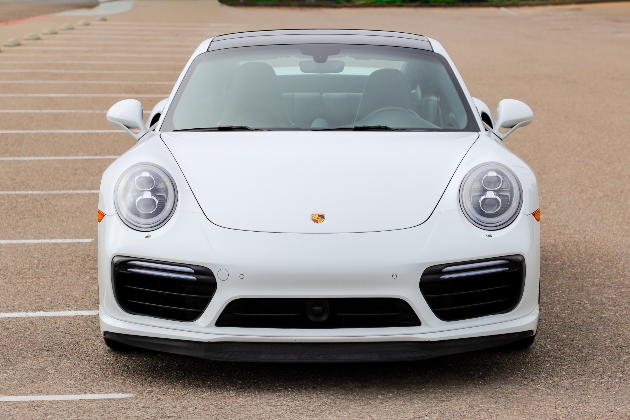 Used 2018 Porsche 911 4 Coupe AWD/4WD image 13
