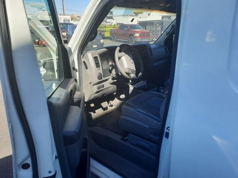Used 2016 Nissan NV 3500 S w/ Power Package image 1