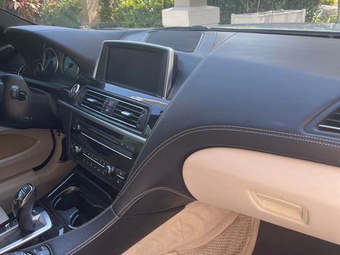 Used 2013 BMW 650i Convertible image 21