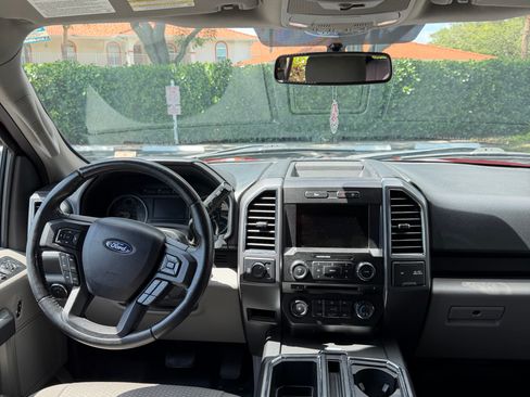 Used 2018 Ford F150 XLT w/ Equipment Group 302A Luxury AWD/4WD image 10