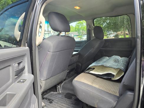 Used 2012 RAM 3500 ST w/ Chrome Appearance Group AWD/4WD image 10