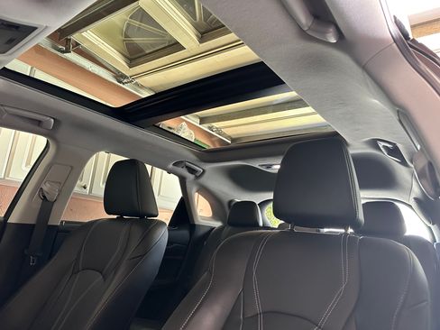 Used 2022 Lexus RX 450h AWD w/ Luxury Package image 13