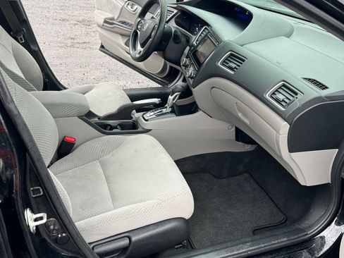 Used 2014 Honda Civic Hybrid Sedan image 8