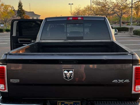 Used 2014 RAM 2500 Laramie w/ Cold Weather Group AWD/4WD image 5