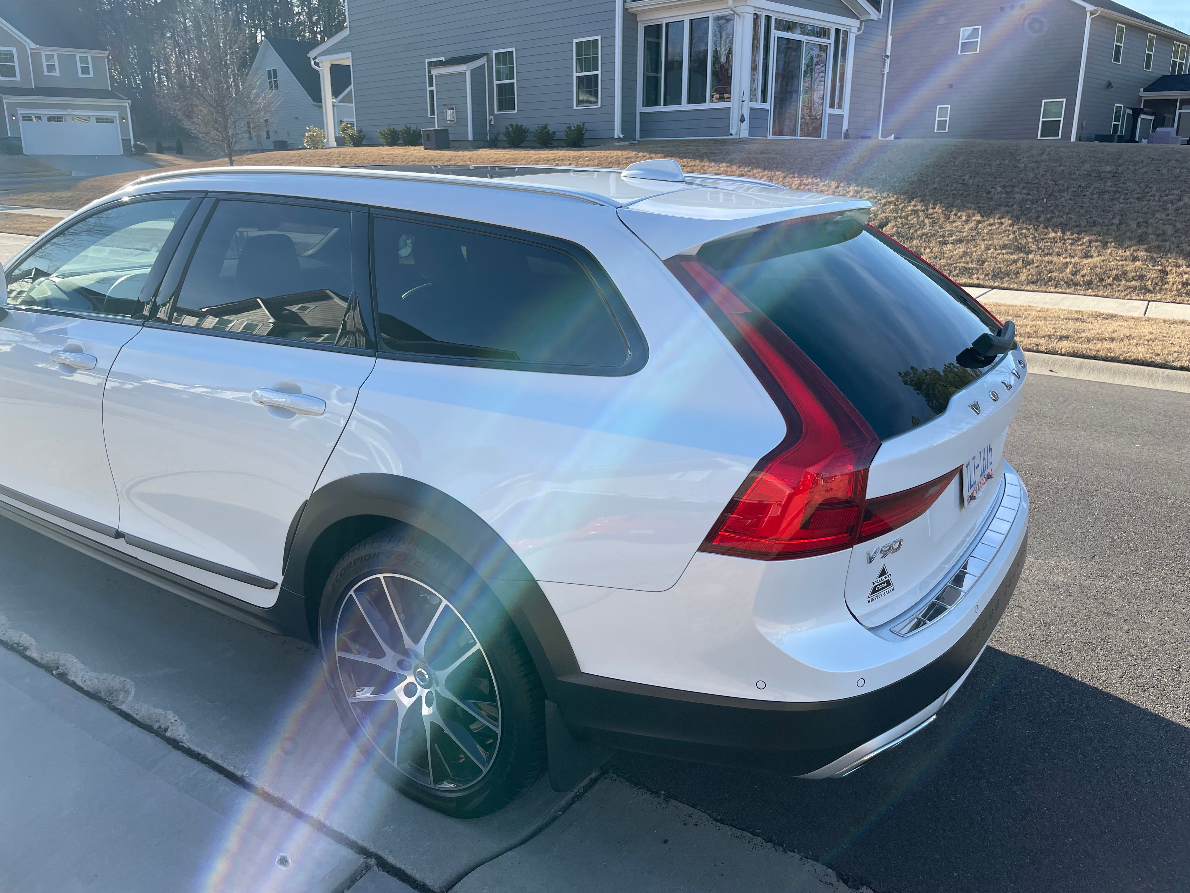 Used 2020 Volvo V90 T6 Cross Country w/ Advanced Package AWD/4WD image 6