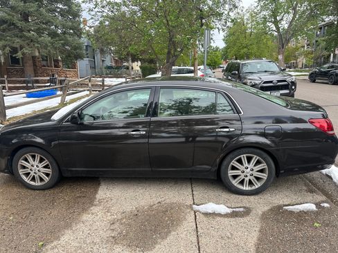 Used 2009 Toyota Avalon XL FWD image 2