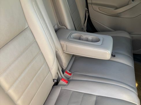 Used 2015 Ford C-MAX Energi SEL image 14