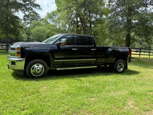 Used 2018 Chevrolet Silverado 3500 LTZ w/ Duramax Plus Package image 1