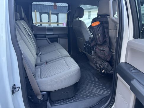 Used 2016 Ford F150 XLT w/ Equipment Group 302A Luxury image 11