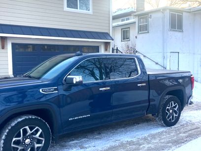 Used 2022 GMC Sierra 1500 SLT w/ SLT Convenience Package