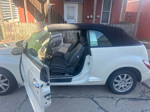 Used 2006 Chrysler PT Cruiser Touring image 4