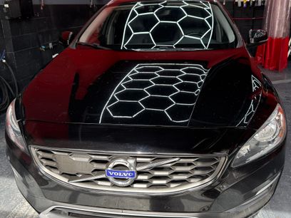 Used 2018 Volvo V60 T5 Cross Country w/ Convenience Package